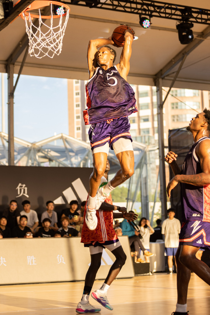 形容比赛激烈的句子