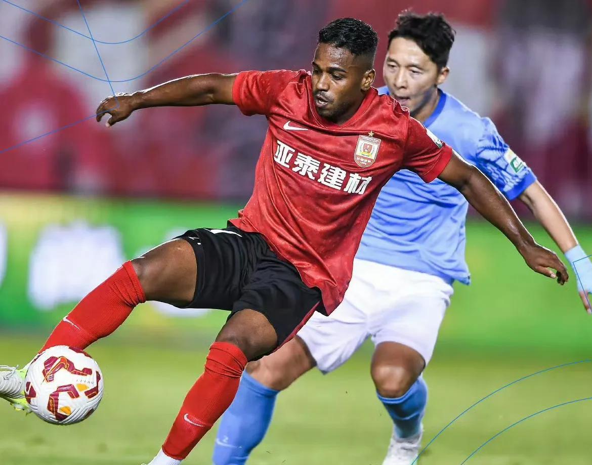 长春亚泰今天比赛直播来球网