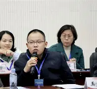 球盟会登录-游泳名将和篮球名将